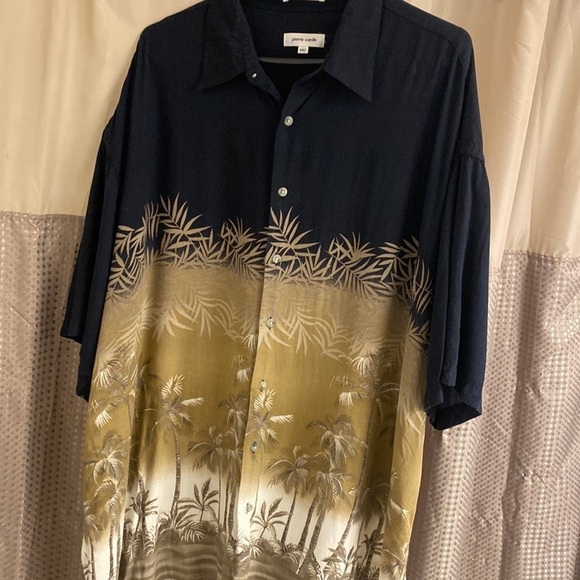 Men’s Hawaiian shirt. Good condition. - Picture 2 of 2